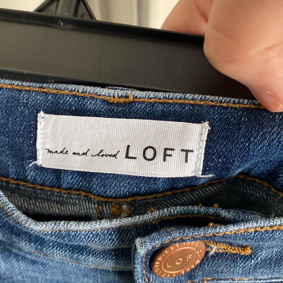LOFT jeans size 29/8. Worn once. - Picture 4 of 6